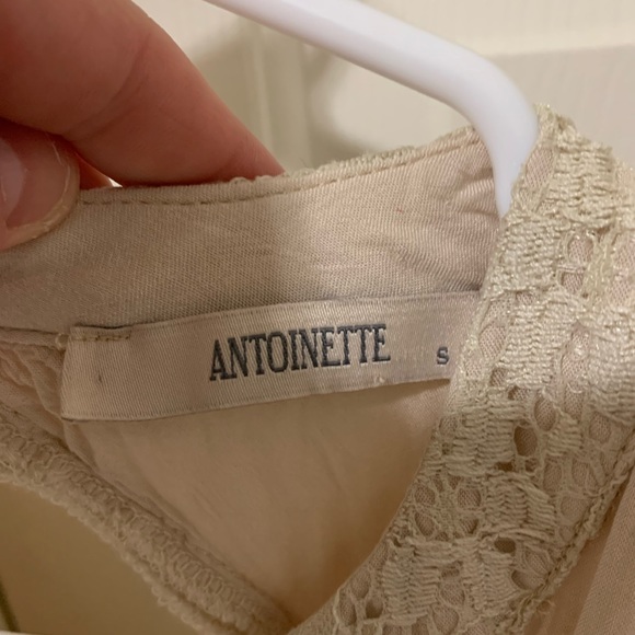 Cream dress with crochet details - Picture 2 of 2